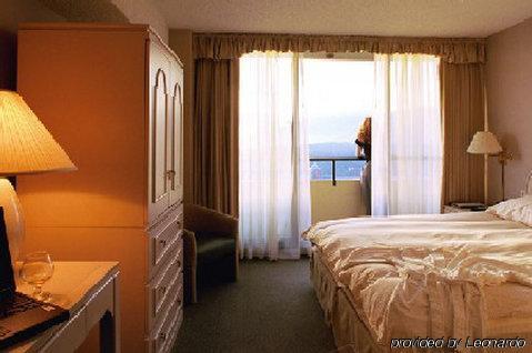 The Empire Landmark Hotel Vancouver Esterno foto